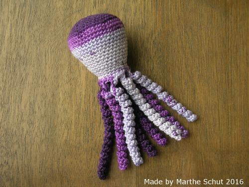 Octopus for premature babies inktvisjes voor couveusekindjes